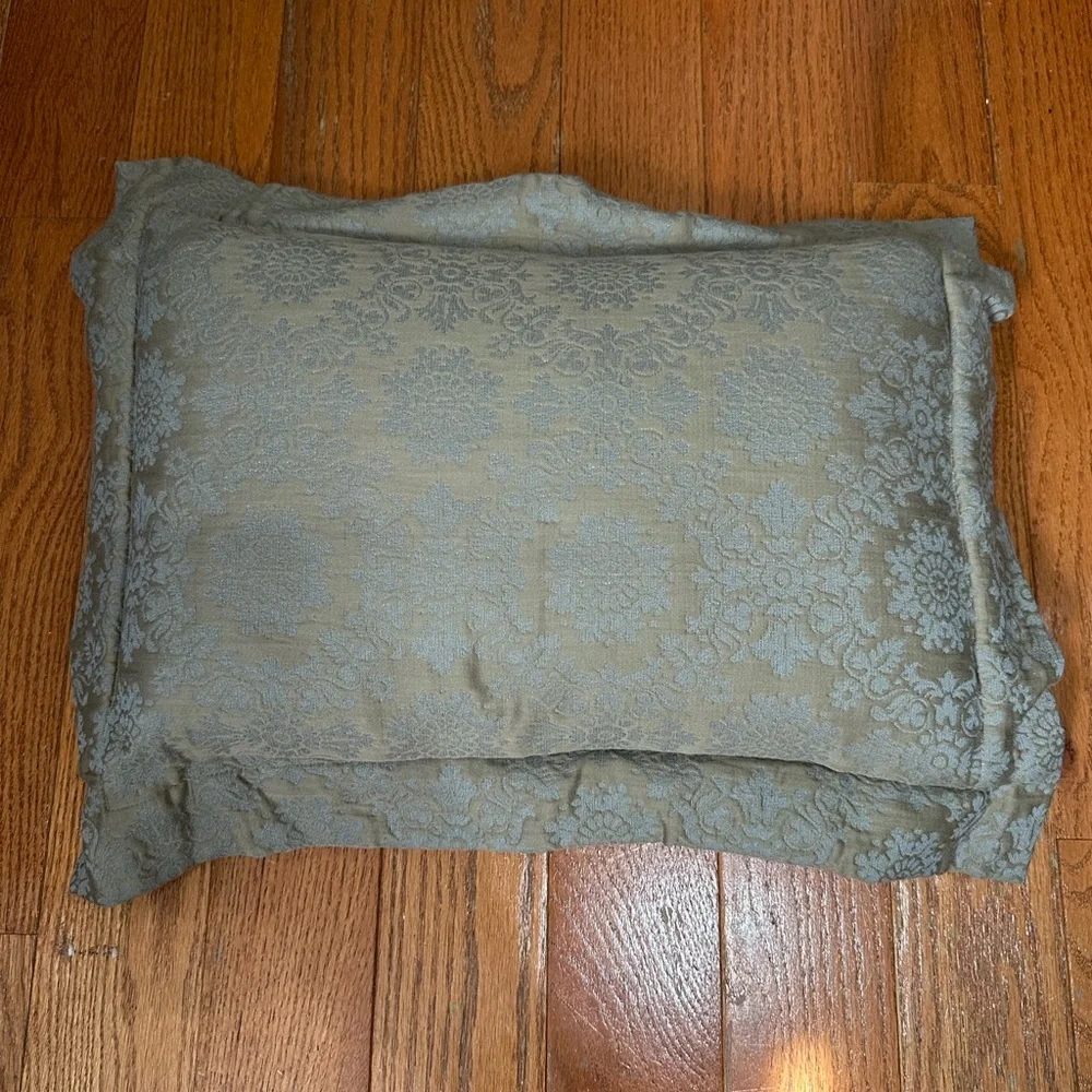 SFERRA Bros Egyptian Cotton Pillow Sham and Duck Down Feathers Tan & Grayish